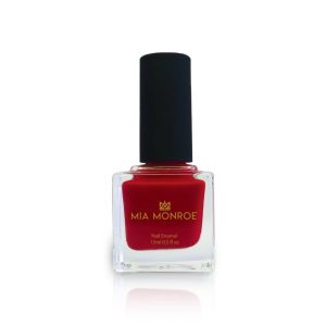 mia-monroe-marie-ramirez-de-arellanol-red-nail-polish-feb-15th